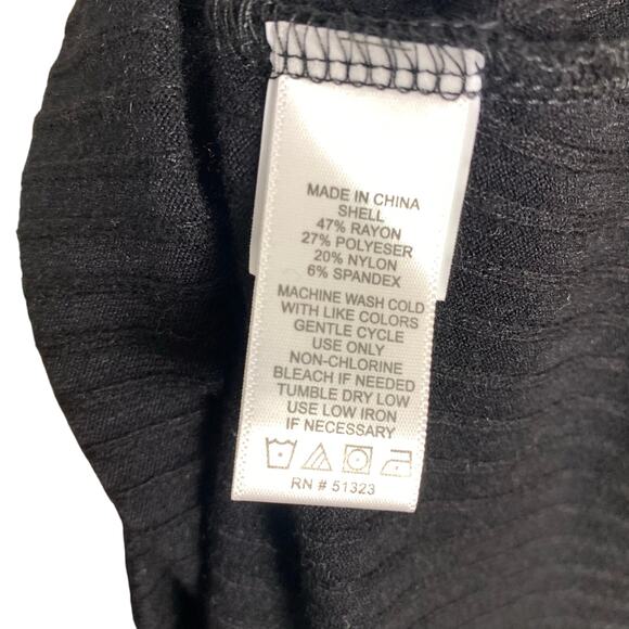 1. STATE Black Rib Knit Cut-Out V-Neck Top NWT Size XL - Picture 7 of 8